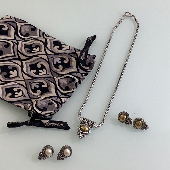 Brighton Jewelry - Brighton heartfelt Friends double sided pendant with matching earrings Retired